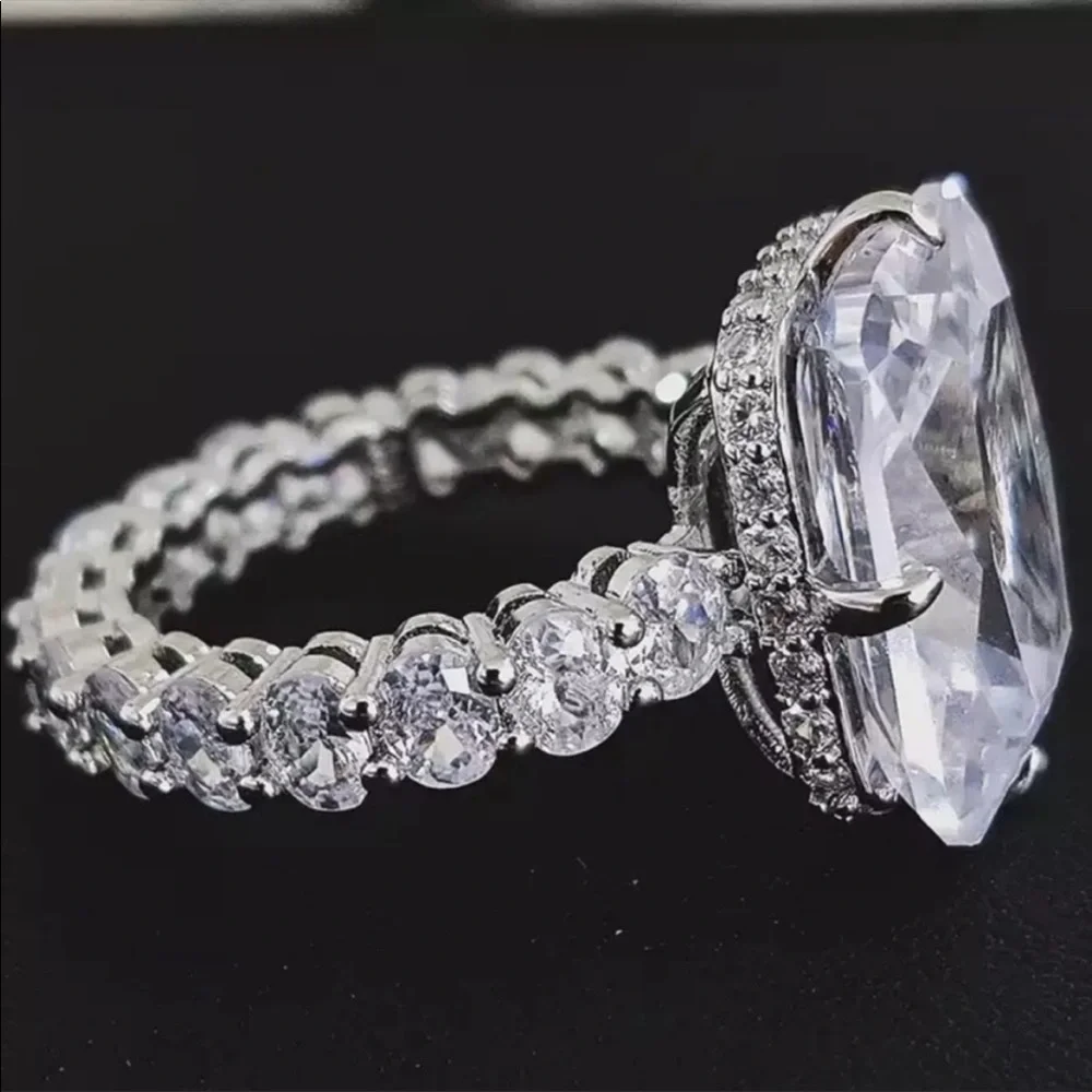 💯 NEW 925 STERLING SILVER ENGAGEMENT DIAMOND RING, CUTE RING, SHINY RING. - Picture 3 of 6
